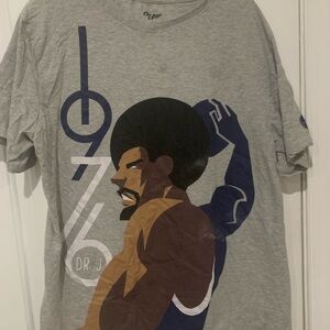 DR. J Gray Graphic Men's Shirt